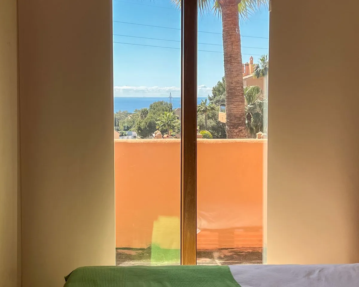 5fb205c9-d3d6-453e-bb2c-d4a19af8c588