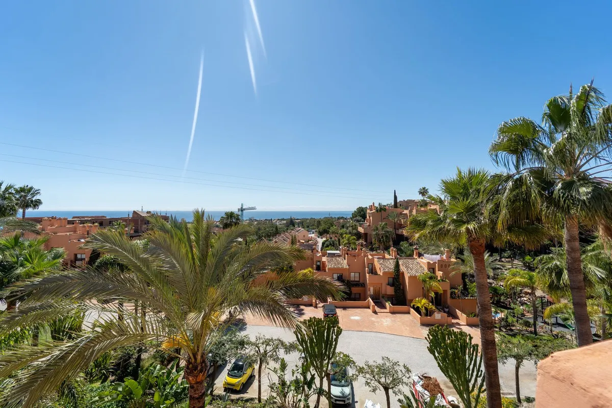 8a06b357-d9f0-45ee-a804-deca68c44f92