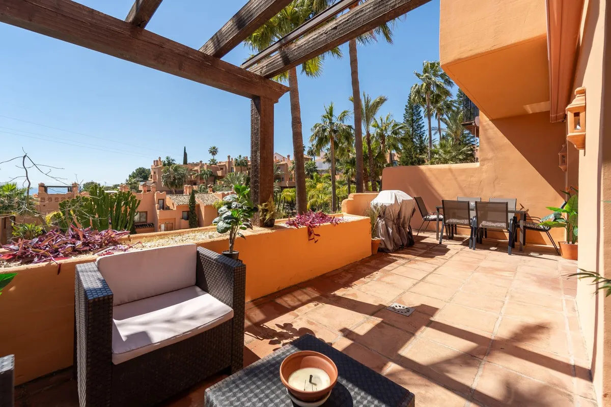 abe5a312-88a8-4cff-b3c0-c326cfce842a