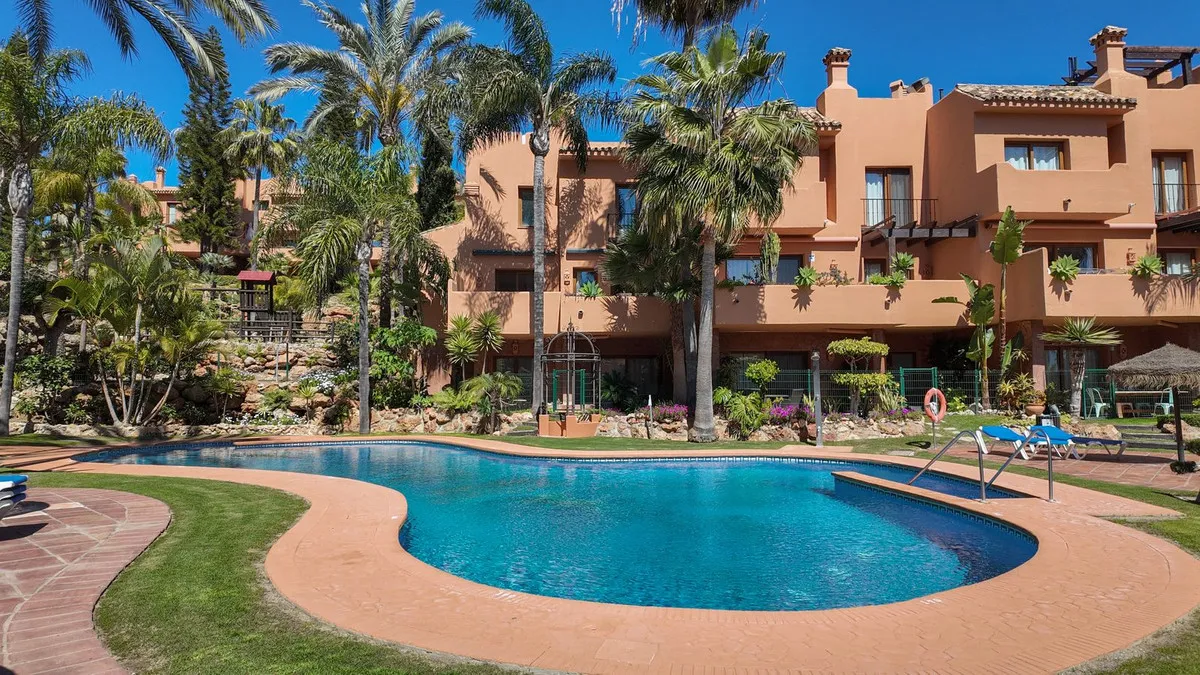 d8be2f15-fe8e-49f1-b057-afe27dc64037