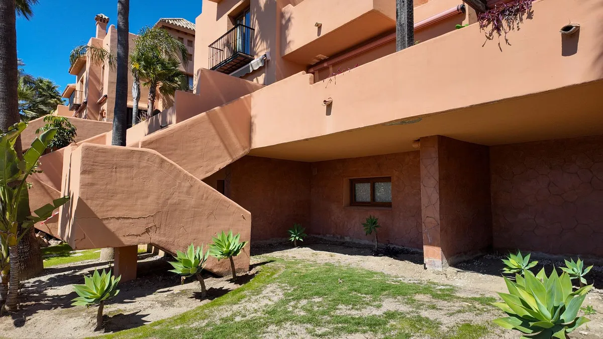 ec962917-c67f-4213-ae3c-93d4444ee70d