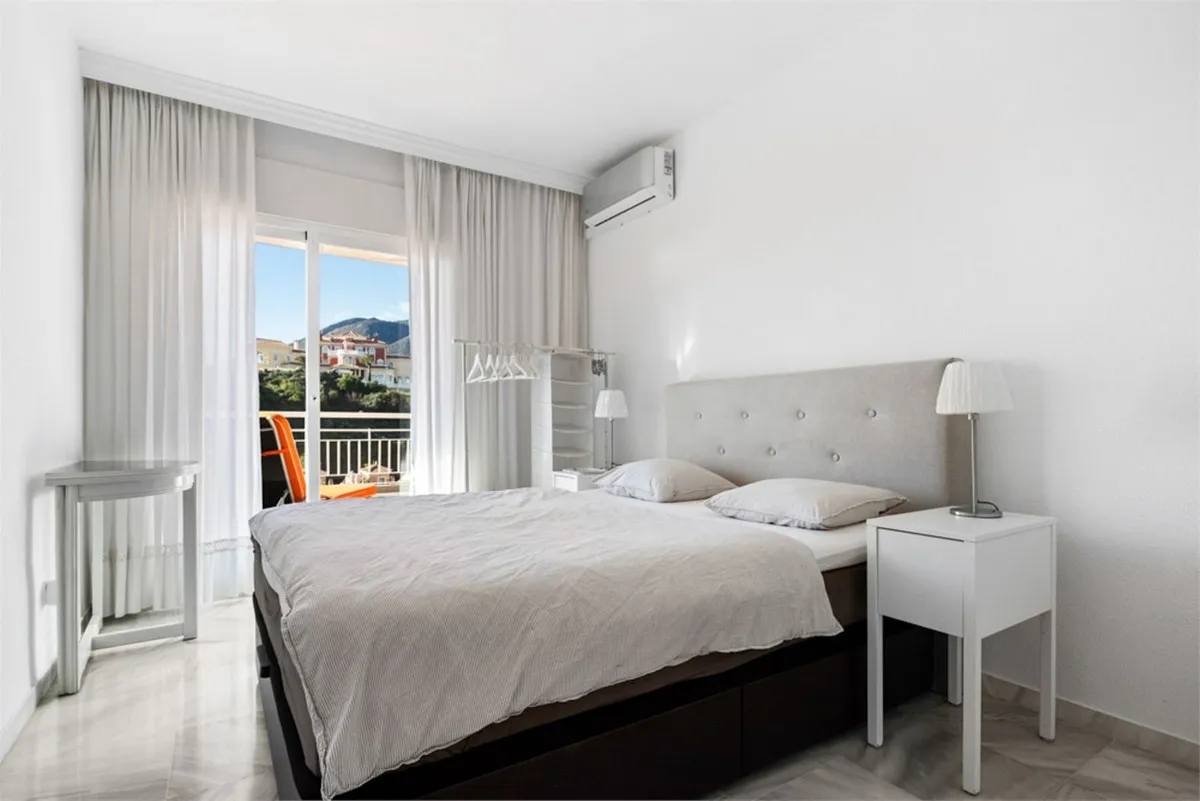 4124a38c-ce1f-4f54-af37-0c03460d3c71