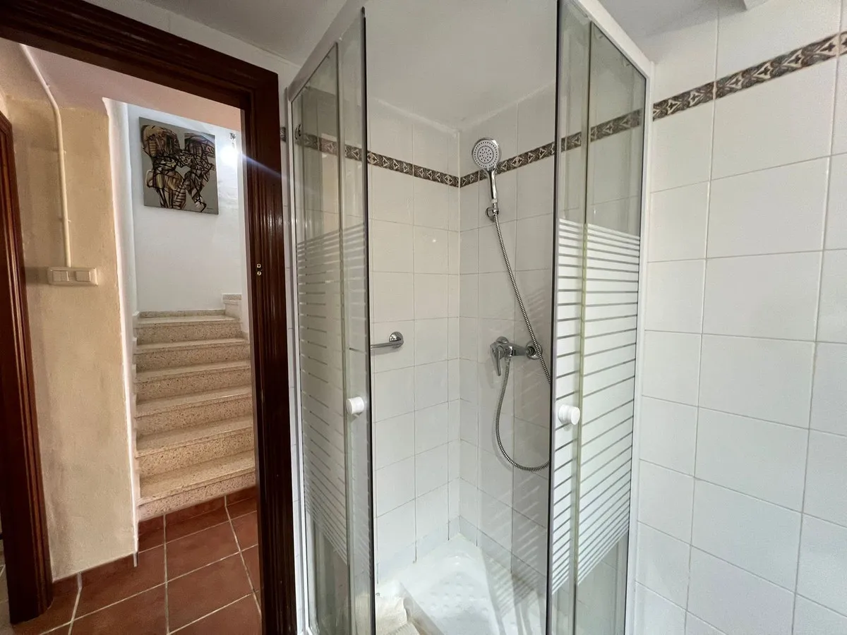 3b1c6531-570c-4809-b44c-f058f23fdbce