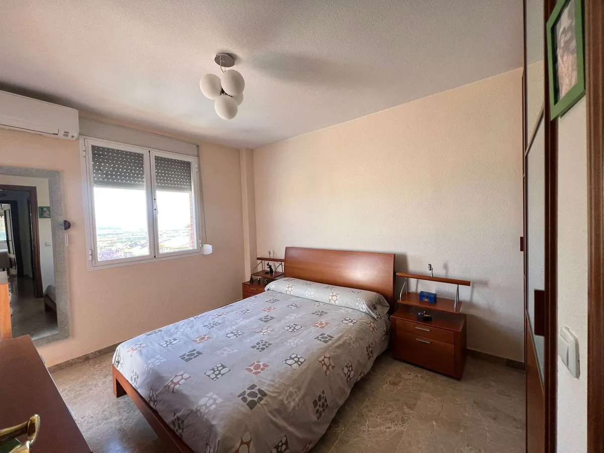 7a90a958-0041-4253-adfb-a291c4126d1d