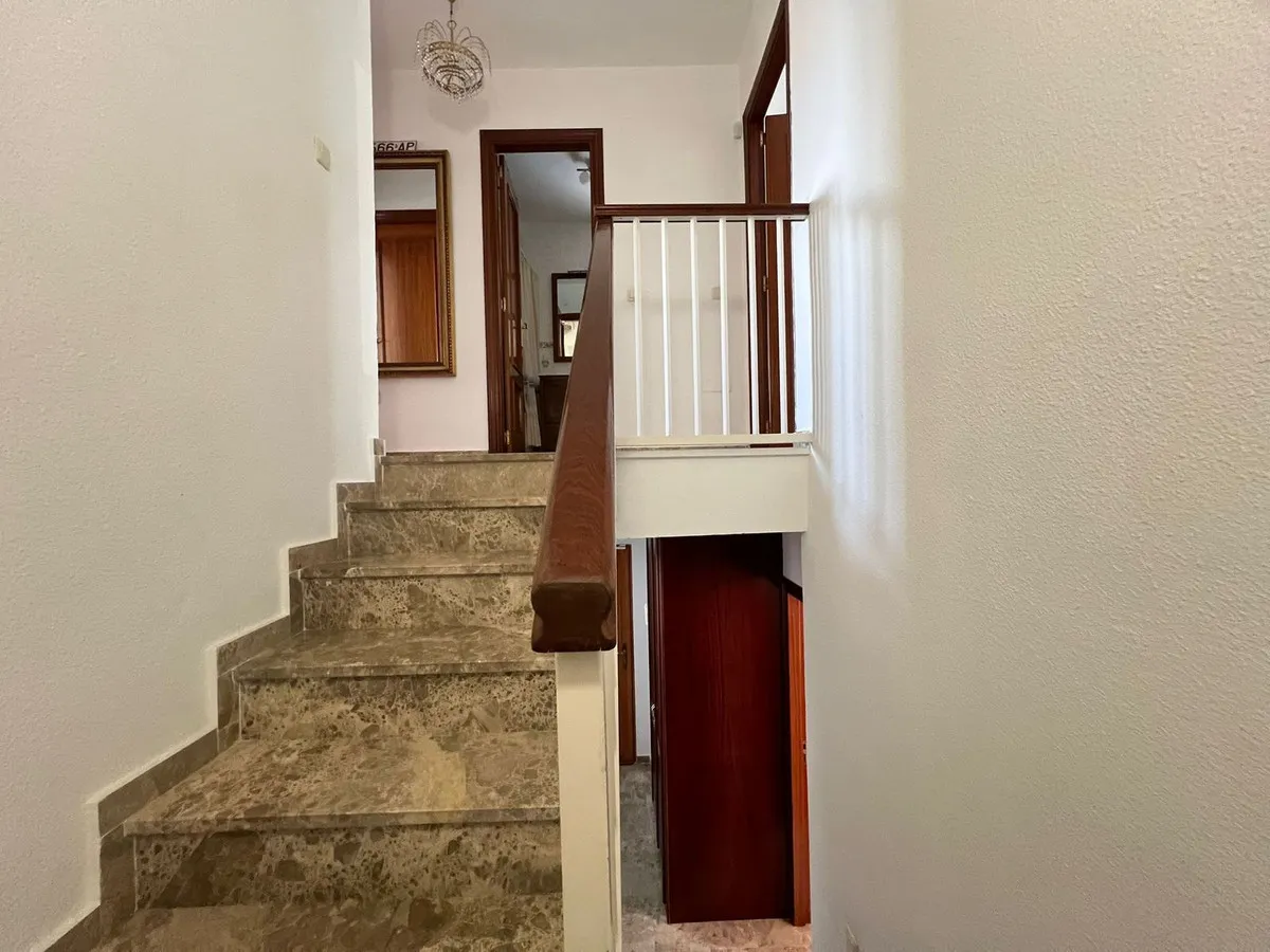 96843ffe-e025-44d2-9f01-b6d37b6006dc