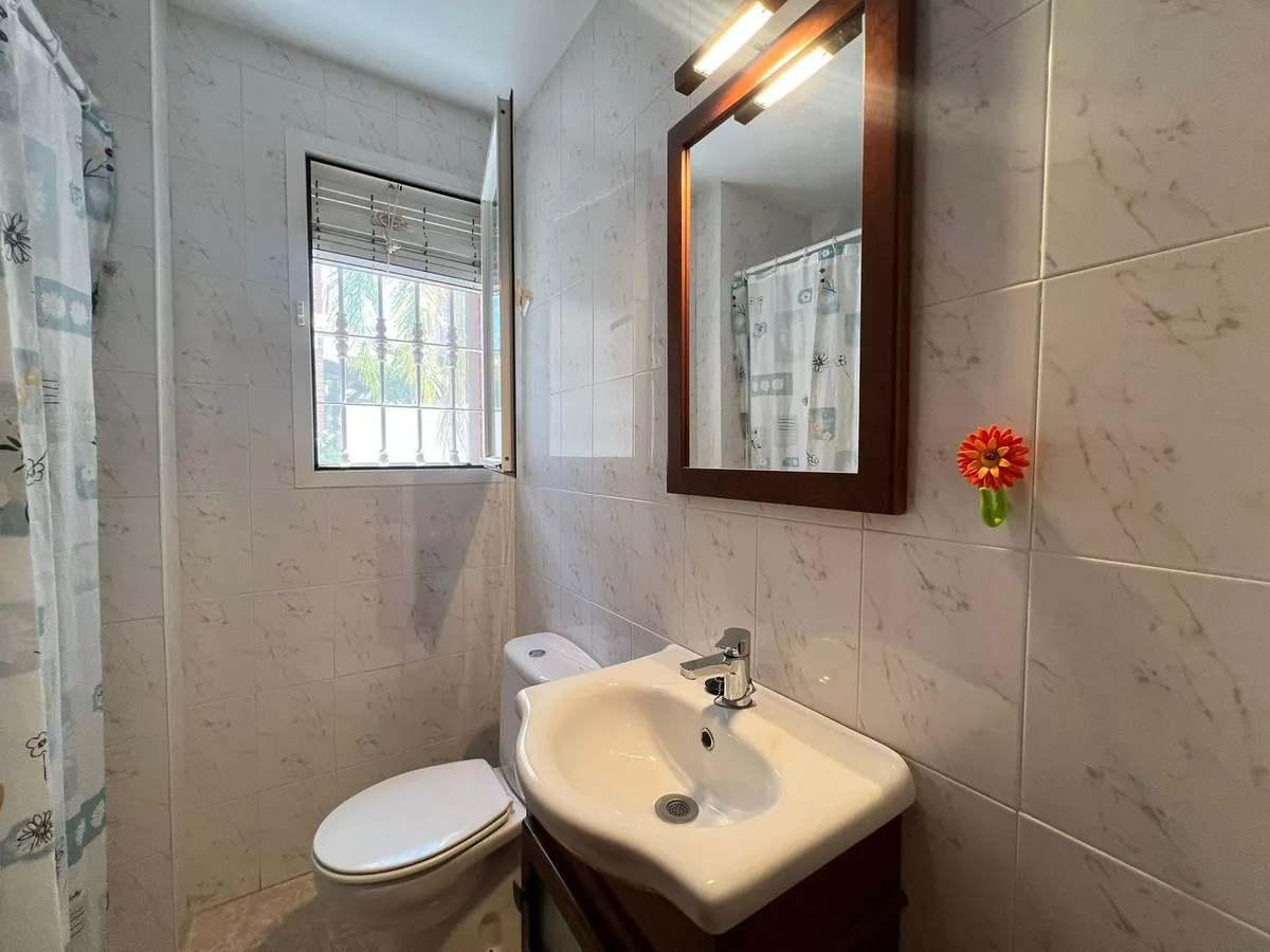 d1da67db-a2a1-4ab4-aa75-5bf1995cadb8