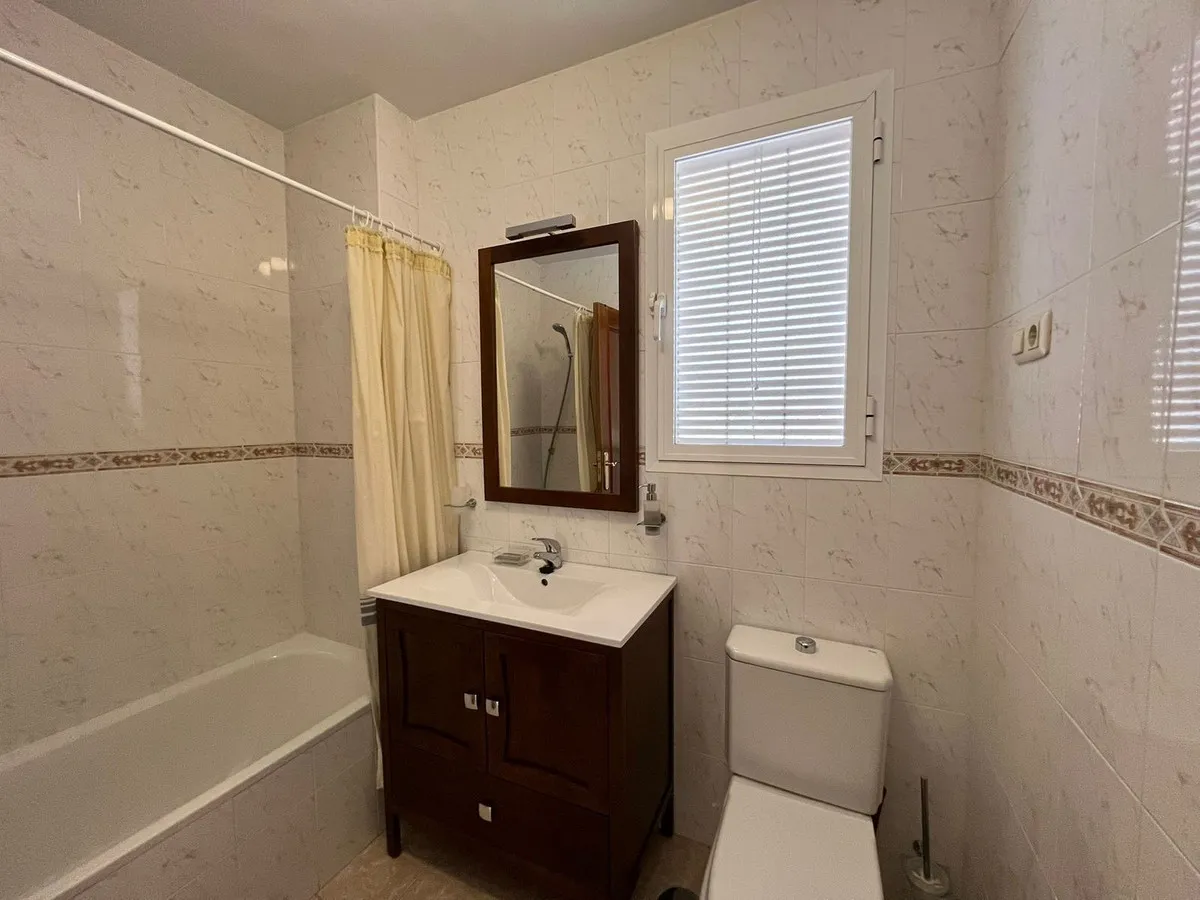 f9e84068-87d3-43a7-8b7e-ed87b7e5b043