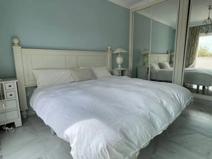 a7cf9f5b-8604-48a3-ac77-c5c58138504a