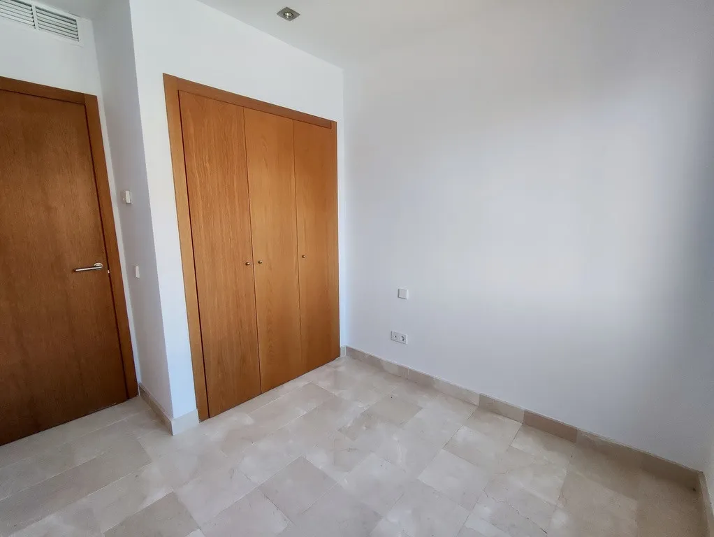 d633c6fa-a109-4c14-8fbf-219e9b2426d4