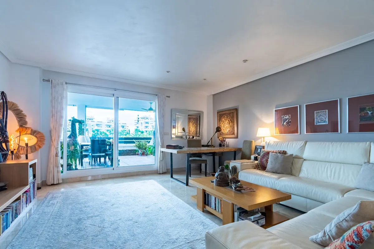 9bac47b4-2c08-427d-ab88-6a62baf46fc5