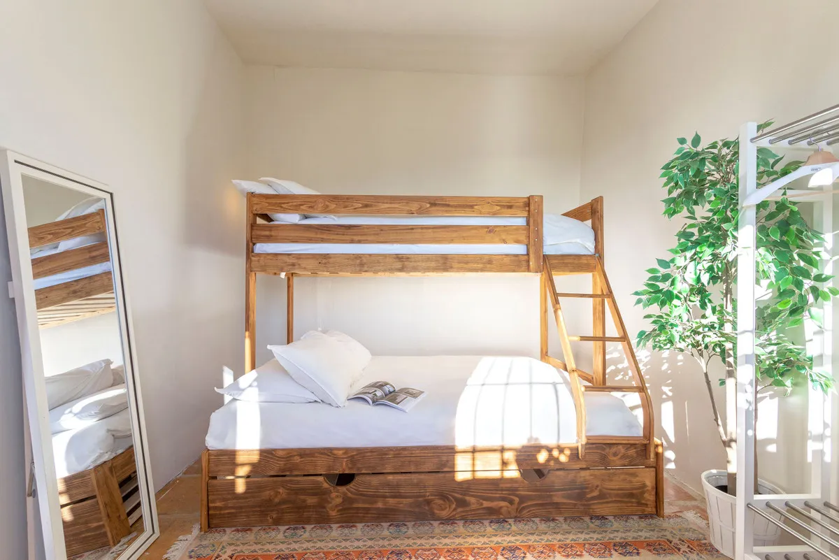 1eb4df68-dd86-40b3-bce3-7802b4556a52