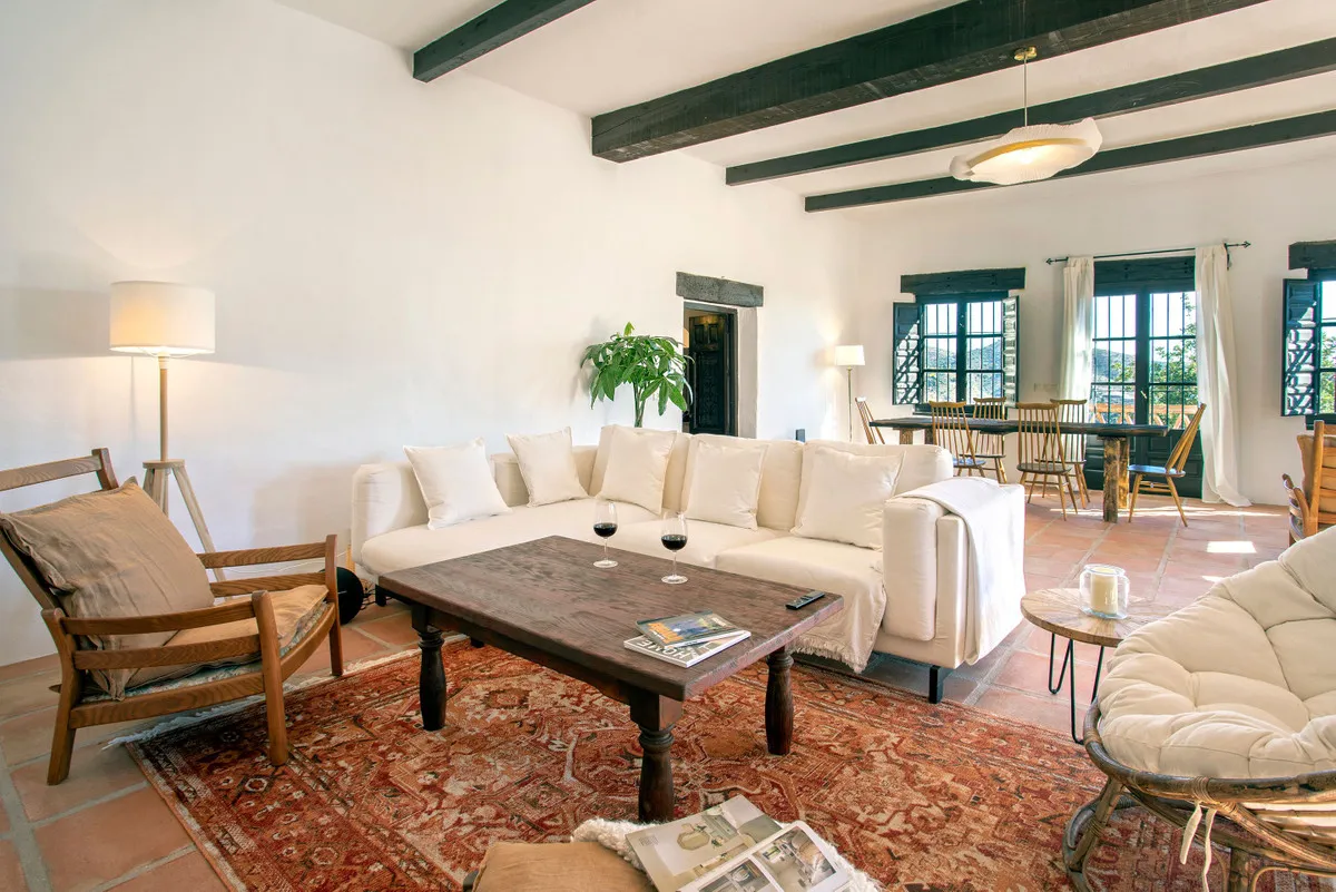 b756efc6-9d4c-45d0-88c5-a35400eea949