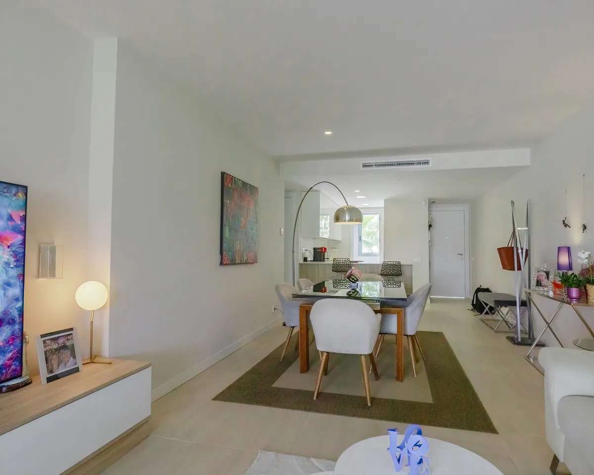 15c7f8c6-c404-4967-a74a-f675fd032c5d