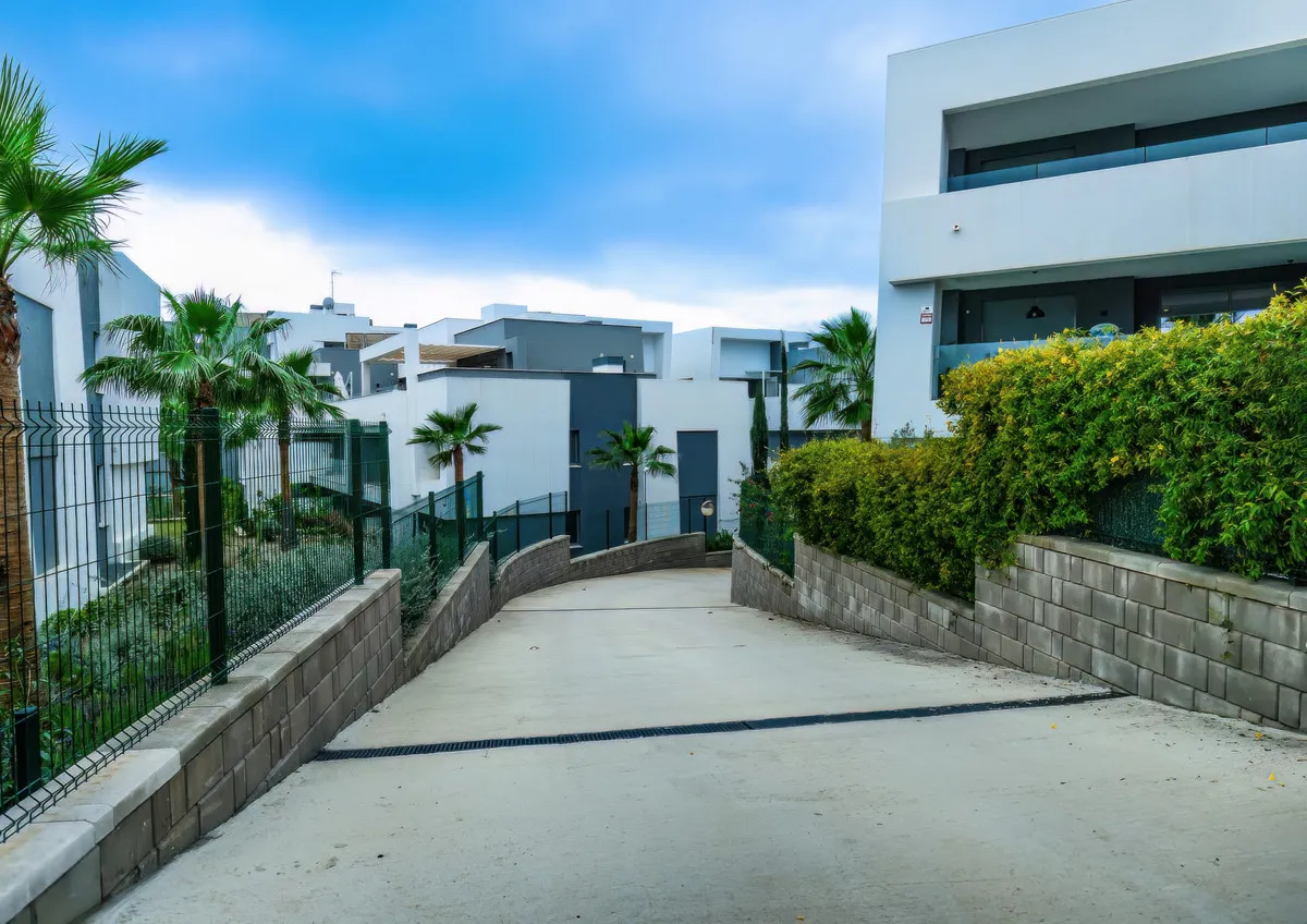 4e3ba5a0-ad4f-4ce6-b0ba-f06a29859d9e