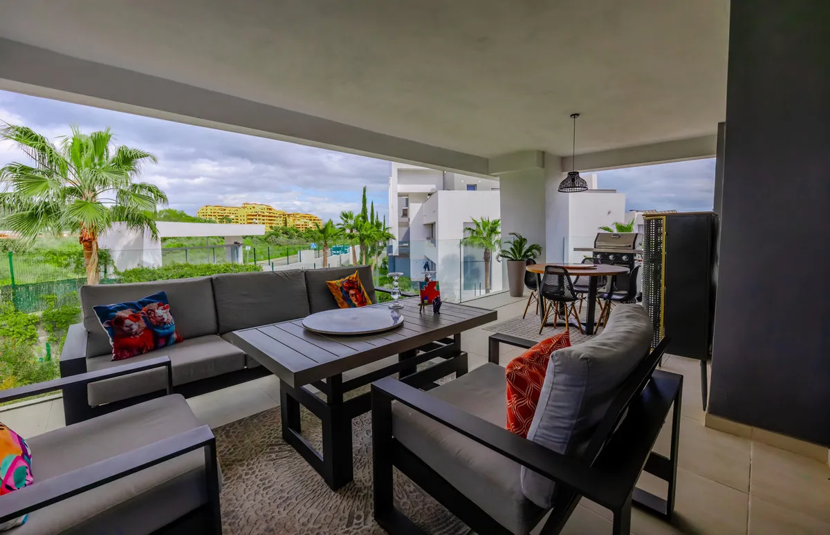 5c1bd5ec-e170-41a6-913b-18a8aad4f4e1