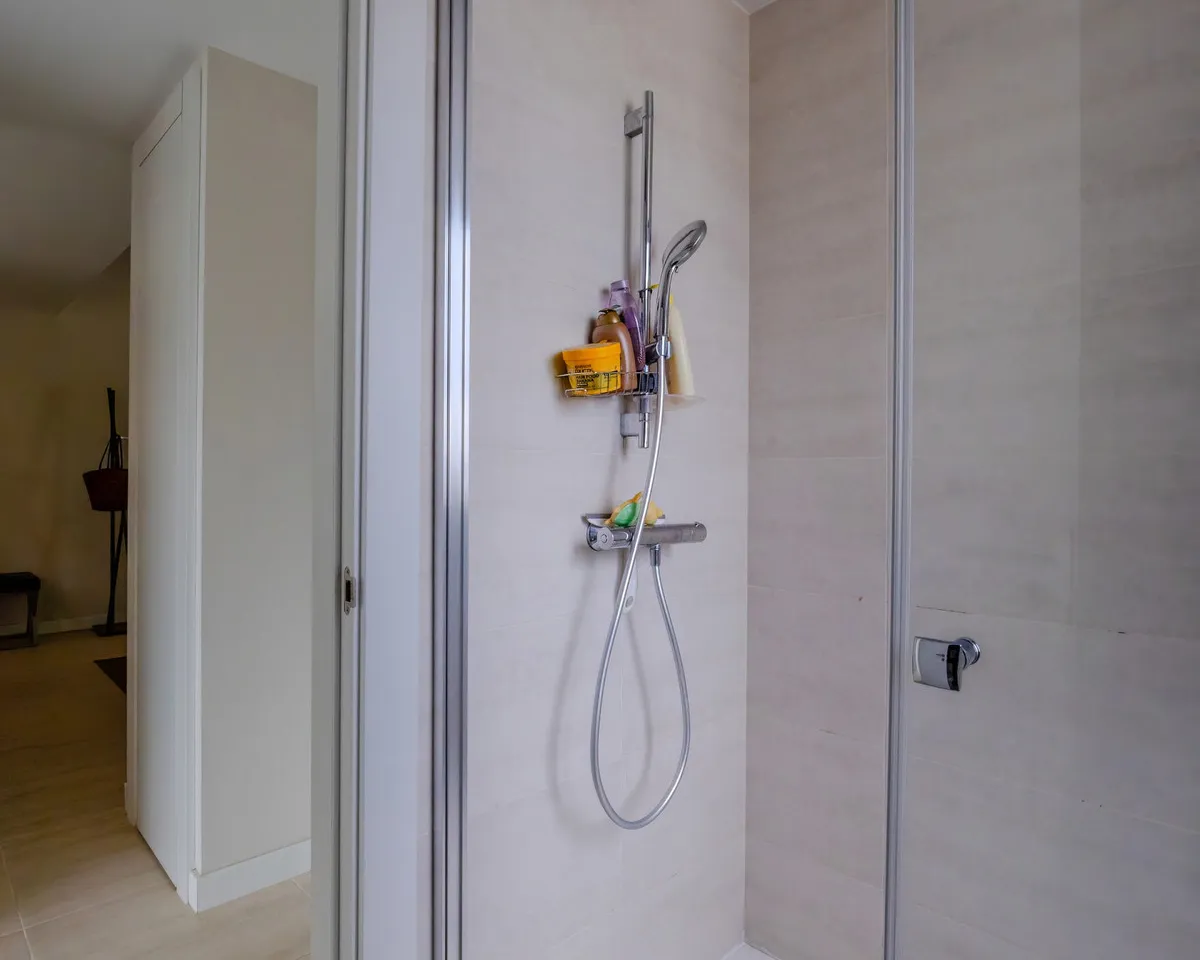 ccf23761-0178-43a0-a578-7dec5d54f89b