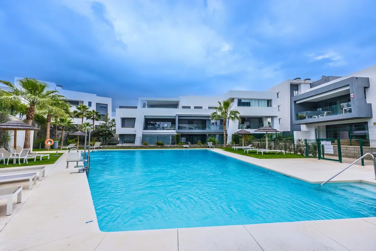 d7c1c2b1-7cd3-475c-9259-4f4315b453c1