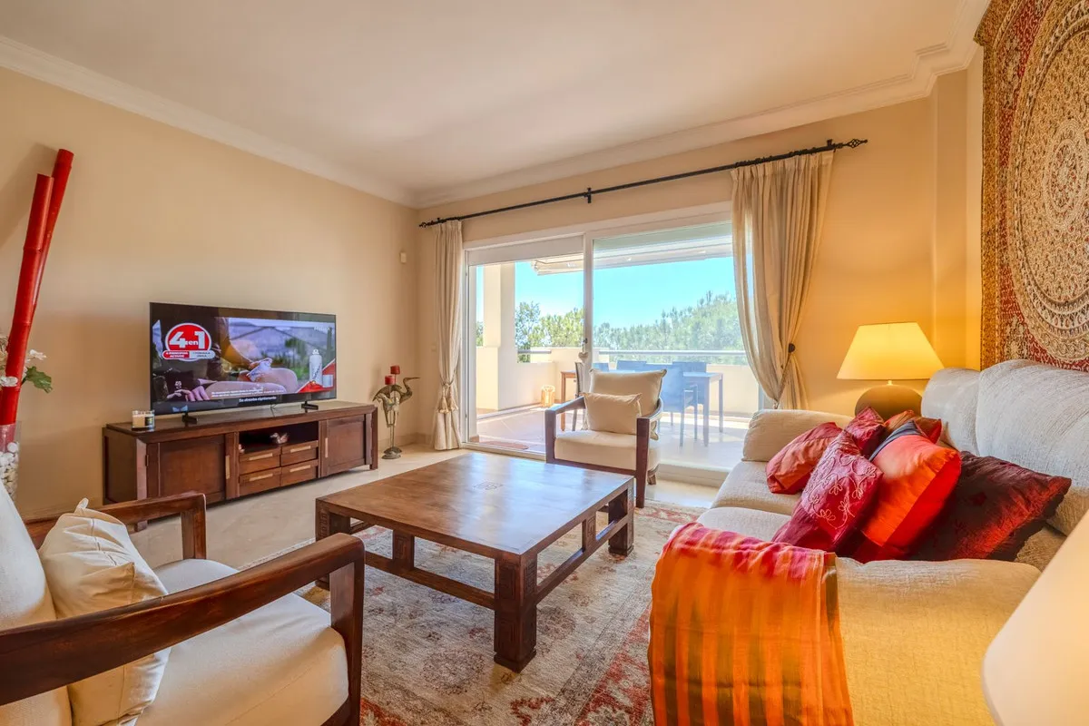 6aea532c-a2a3-49fe-8430-e8adf61ece5b