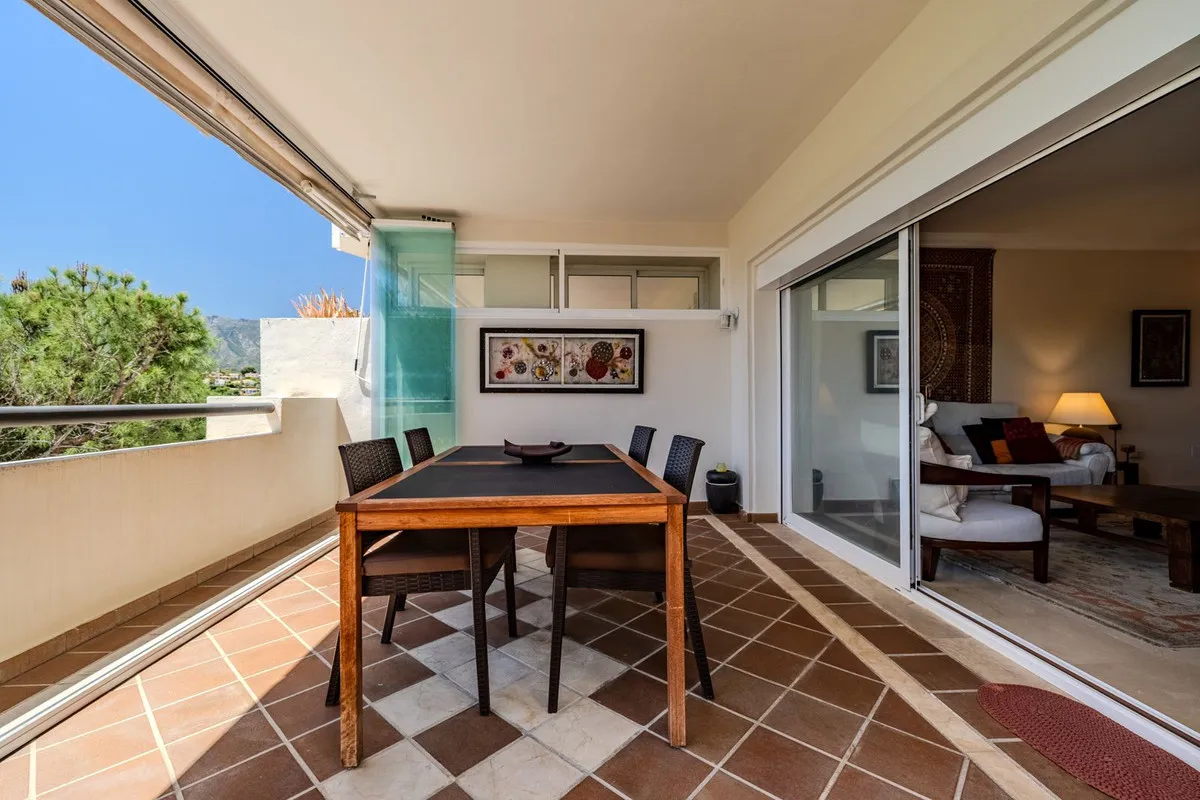 82d0e863-319e-4401-b02e-539c32ab75e4