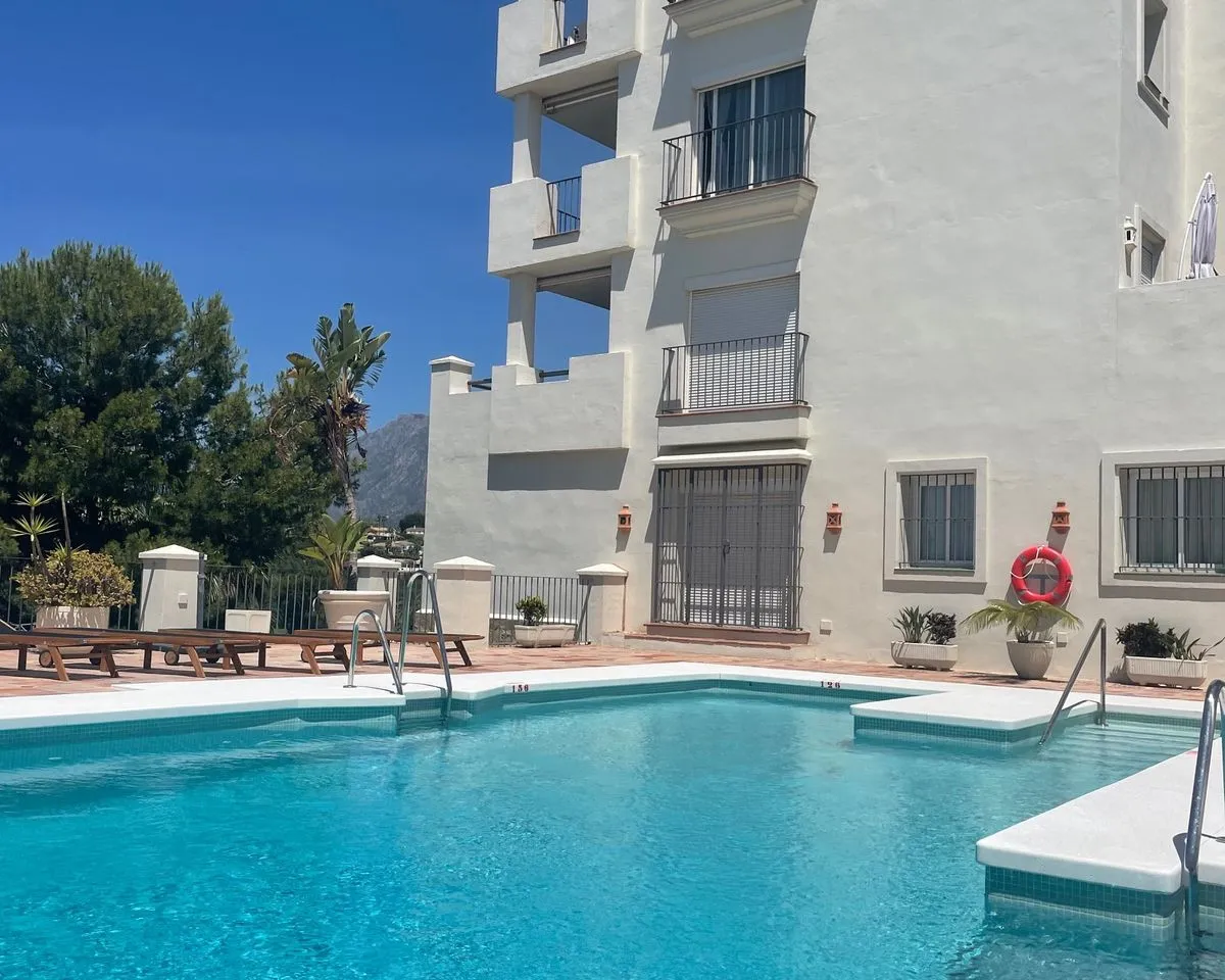 8f99e6a6-2803-4f90-bd13-e2fa27e46ea2