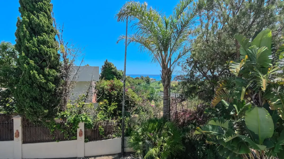 cff349f8-32e3-45f7-bacb-dab1fdf7b4be