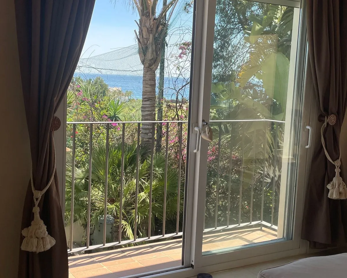 eff24e71-b5cf-4988-958b-11860a910bce