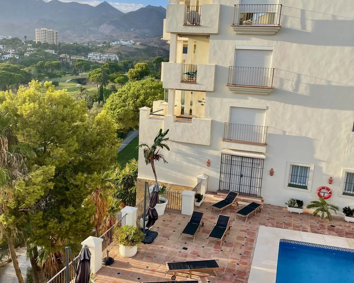 fd14b40d-4bba-4319-963e-e5666b0f33e2