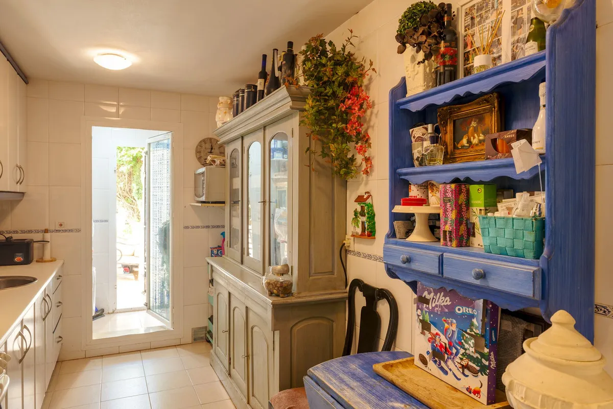 9b7c05a2-d74b-49bc-bad4-a50fa68112cb