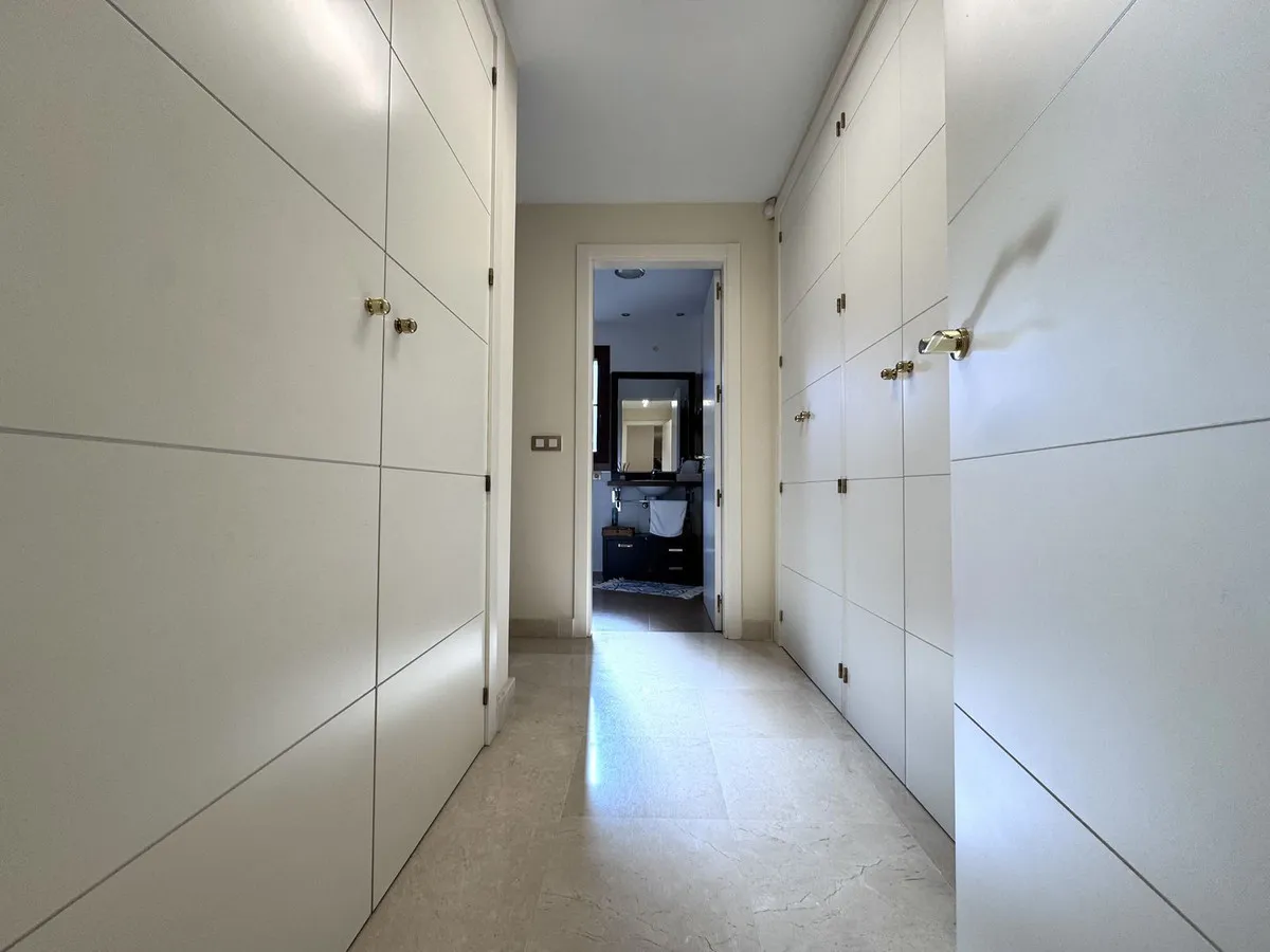 1eee36b1-2ce6-4ee4-8faf-cf6042df5092