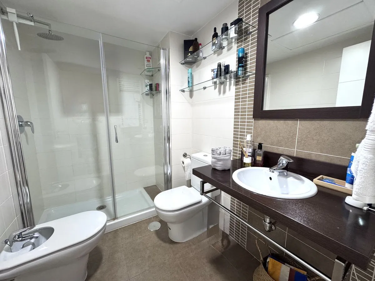 359e3eb4-bd93-42d4-b8c0-78c3f7def7b4