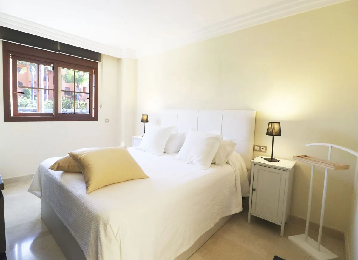 9b657562-4ef9-42df-b888-33d67f086b4c