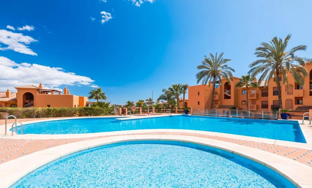 dbdfbe1a-e653-45a8-a545-463a08598e52