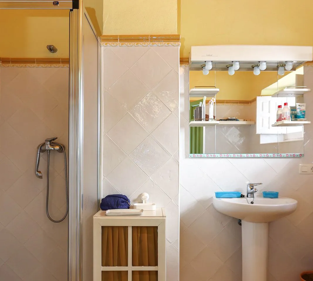 73e507fc-c9ce-4b2a-b28c-ba4c91e7a6e5