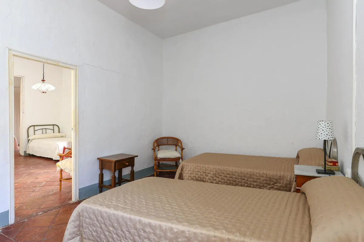 dd809114-9fef-452b-8dc8-16584589ec9a