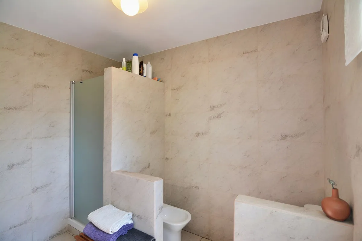 6af51a12-105f-469e-81c6-18f1ac524d8a