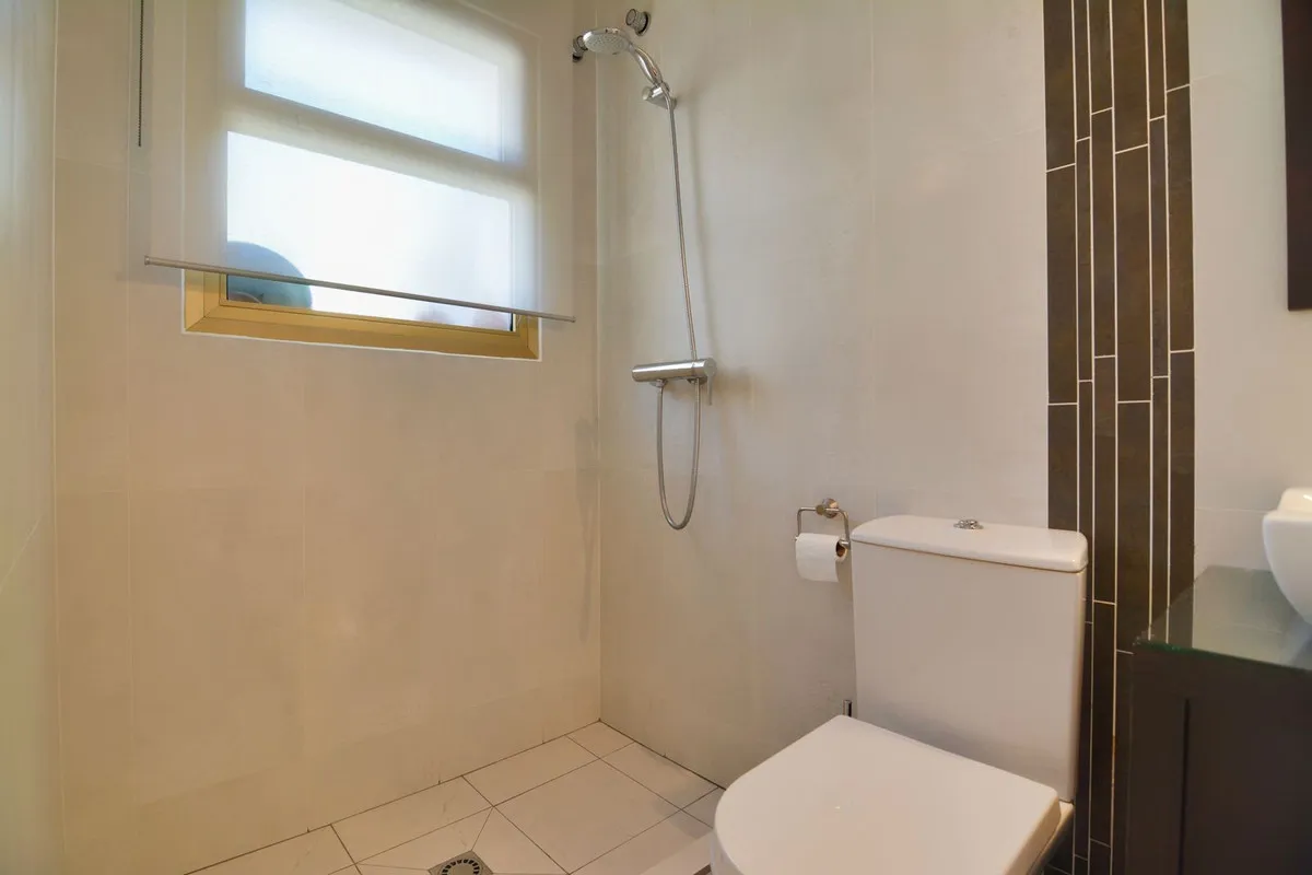 7afdc17d-e25e-471c-8347-6fa058932f04