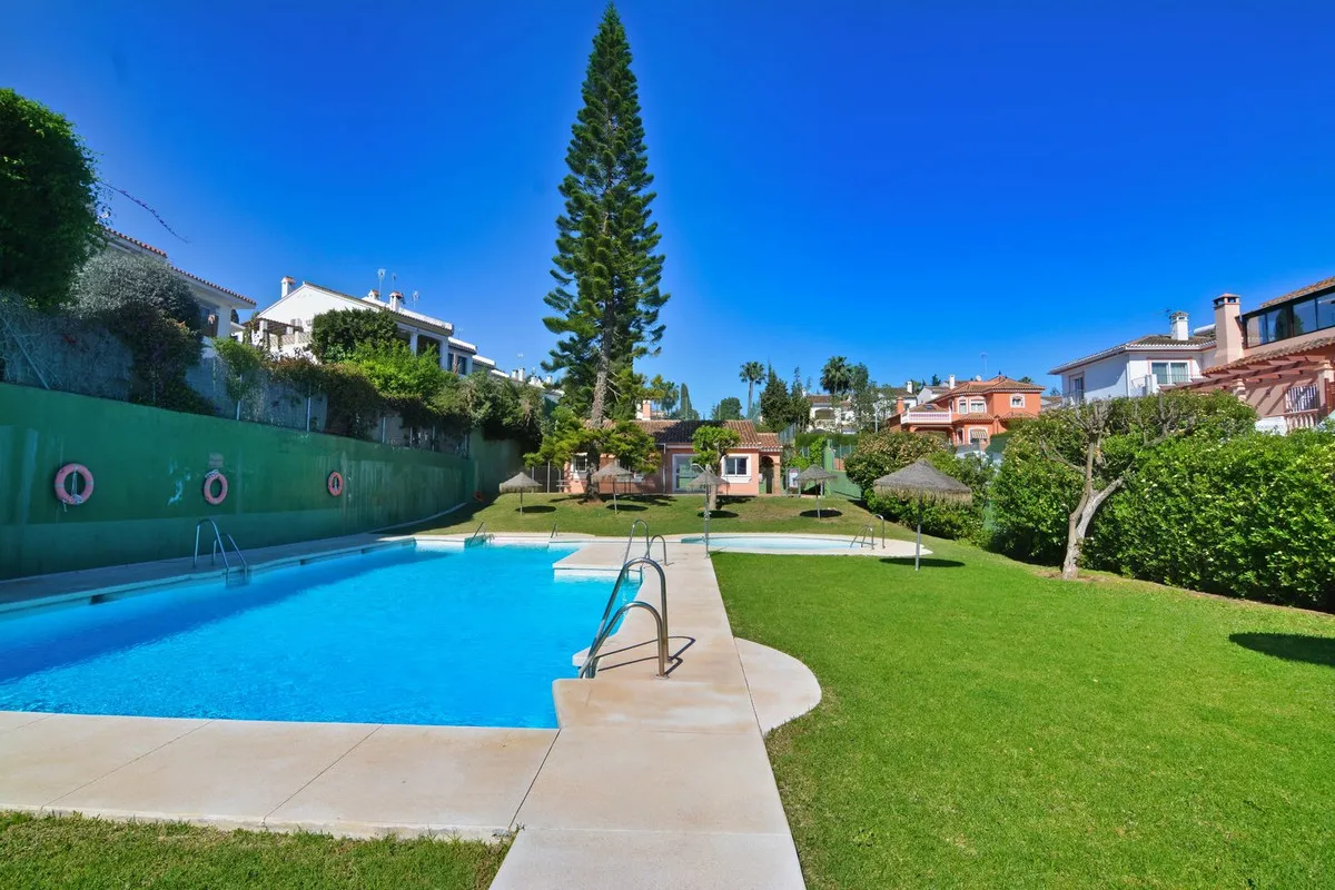 87d9f589-17eb-4988-b115-1bee5d26bfd7