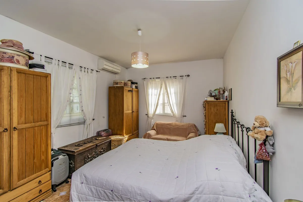 32b53ecc-b6ad-4ab8-aad4-bb9c3c3ff427