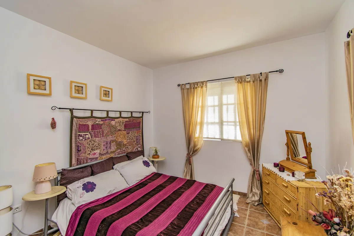 6113ffc7-80c8-4fbf-93bd-eed1f60d6eaf