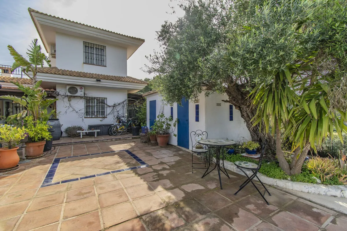 97e09f55-c9e0-4d79-acf1-44eeb076c176