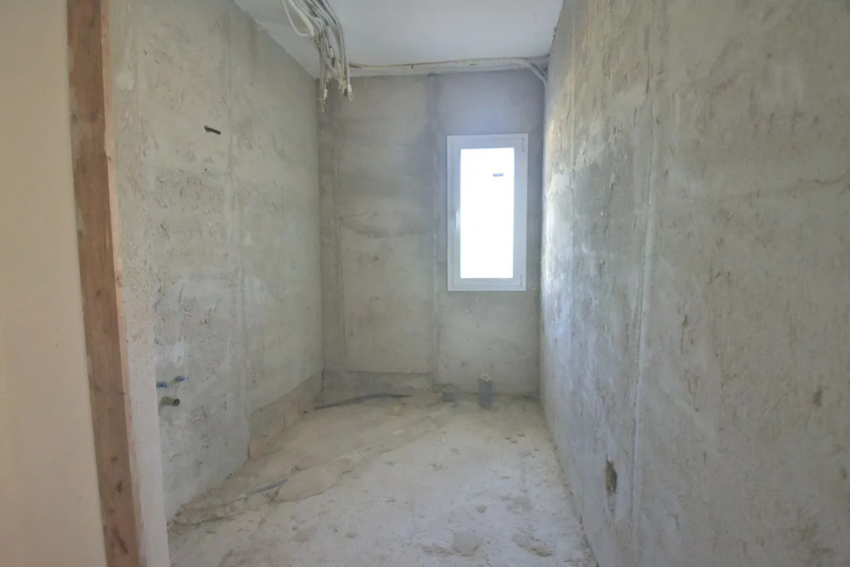 2837749f-70fb-4c71-ba8e-17c126a094ba