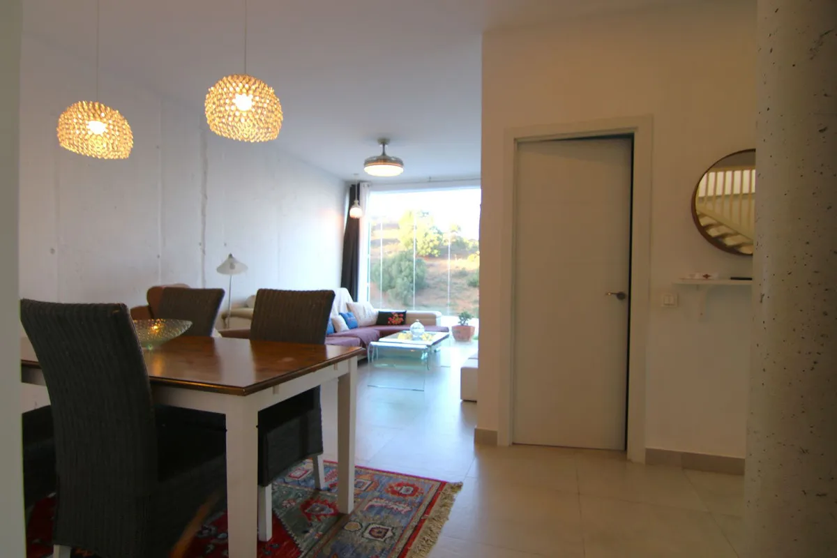 187dcdf7-ba3c-4cc9-afe3-f155b41fae01