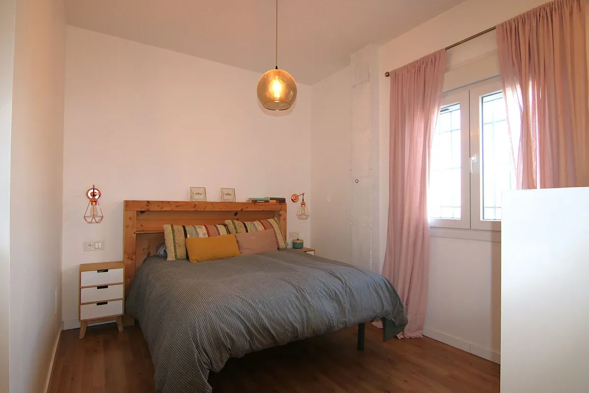 5d78932d-b1a9-4dfe-b898-835acbc57cec