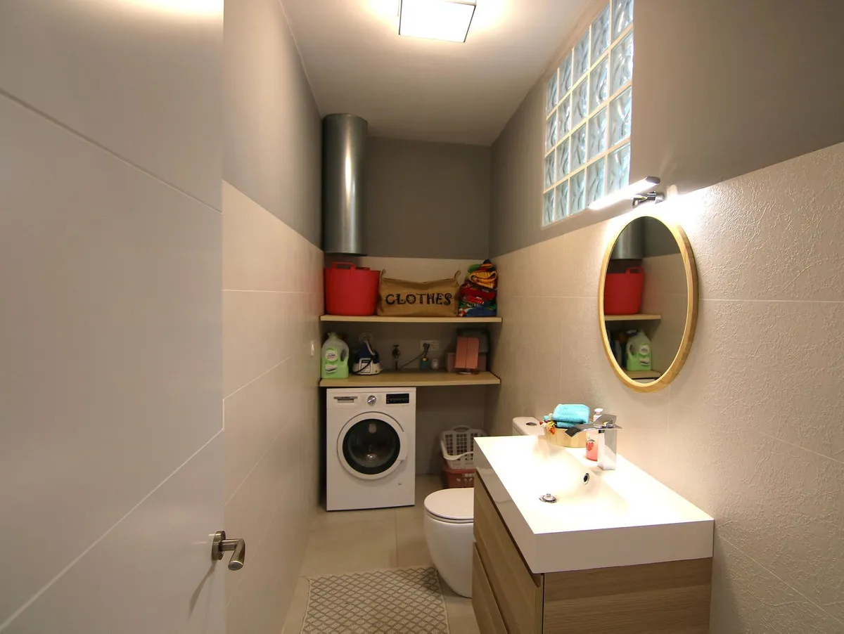 caa20e96-cda7-4570-a7e2-45b10164e1fd