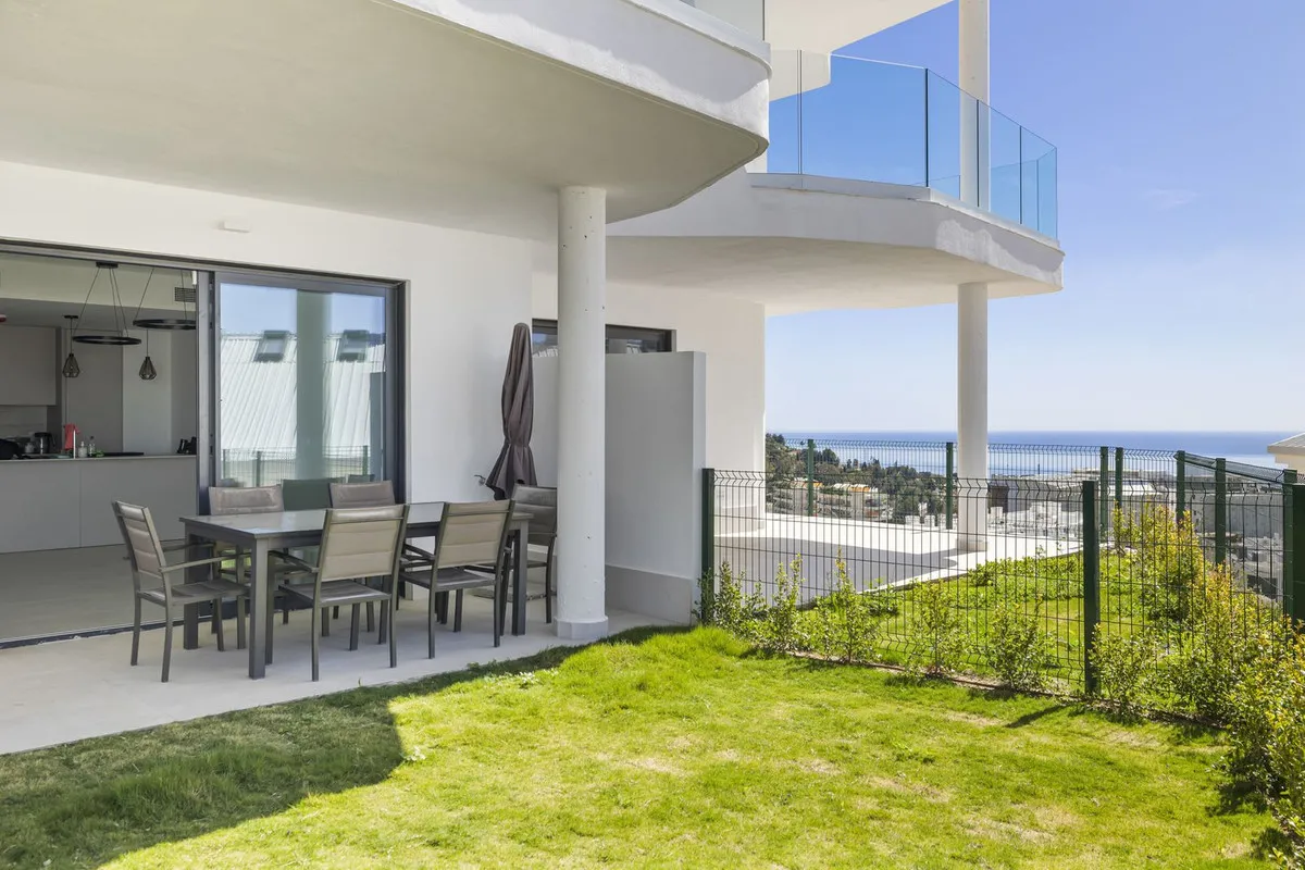 54bda084-bf4f-402d-83db-592abd33394c