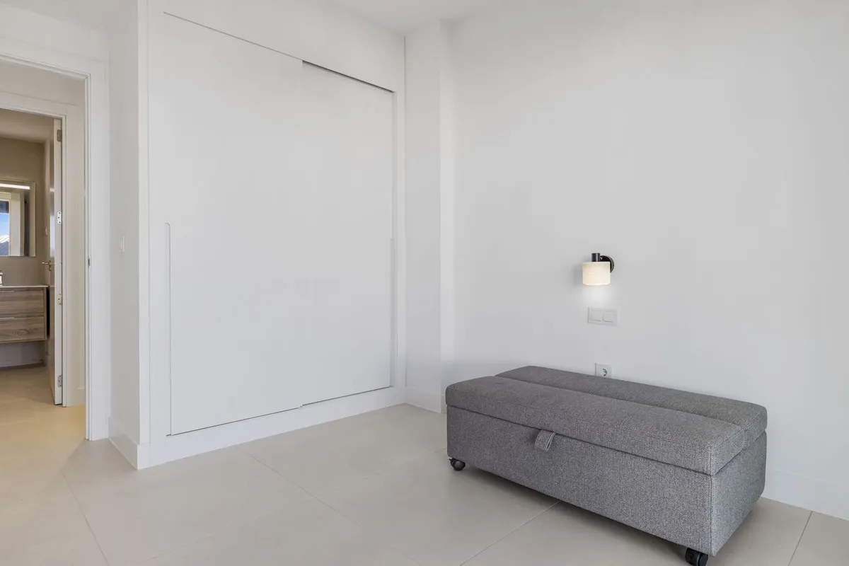 b3dba133-106e-4f53-adcd-31276cfdb85c