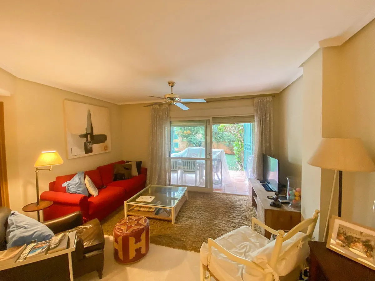 6ca80112-99f2-4e87-b5e9-53437e237237