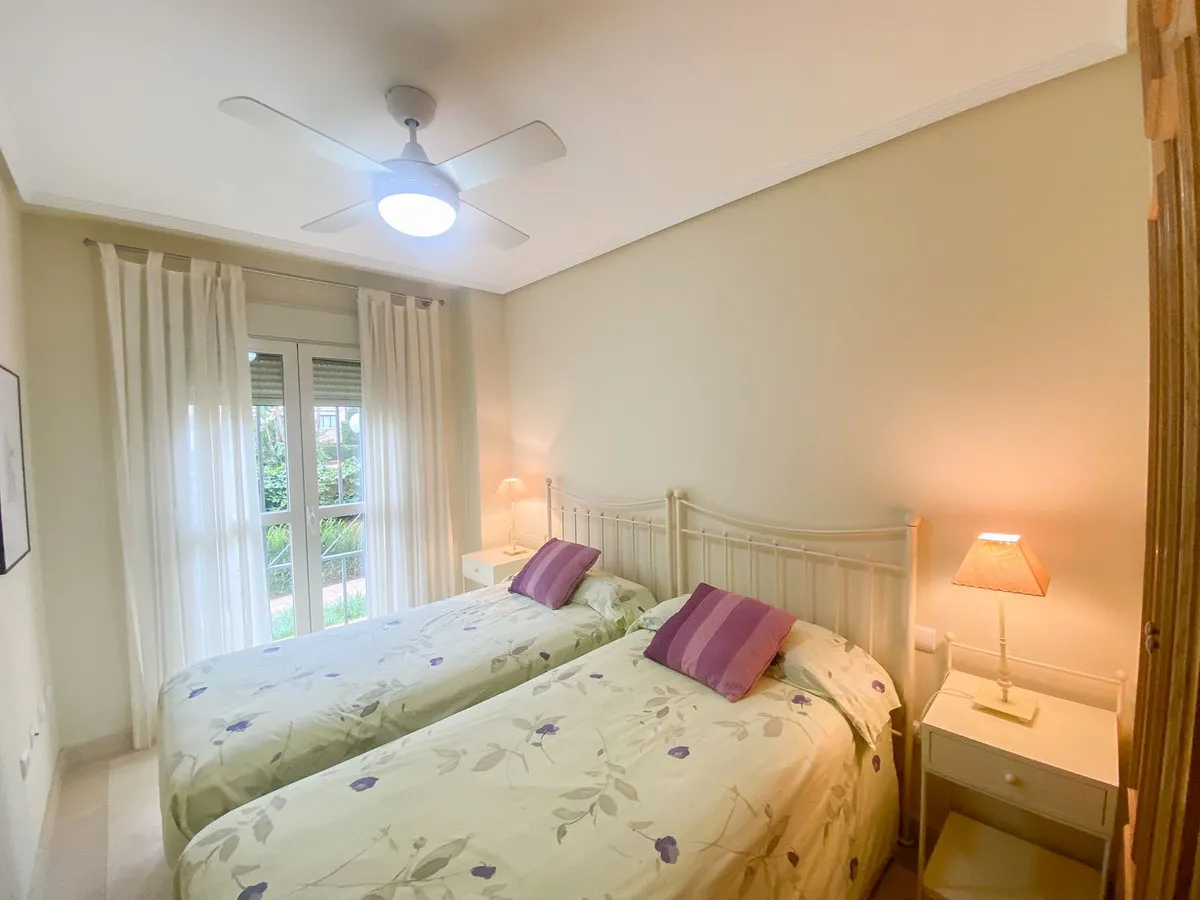 e833d727-76b5-46e8-ab7c-1d67e7f3964a