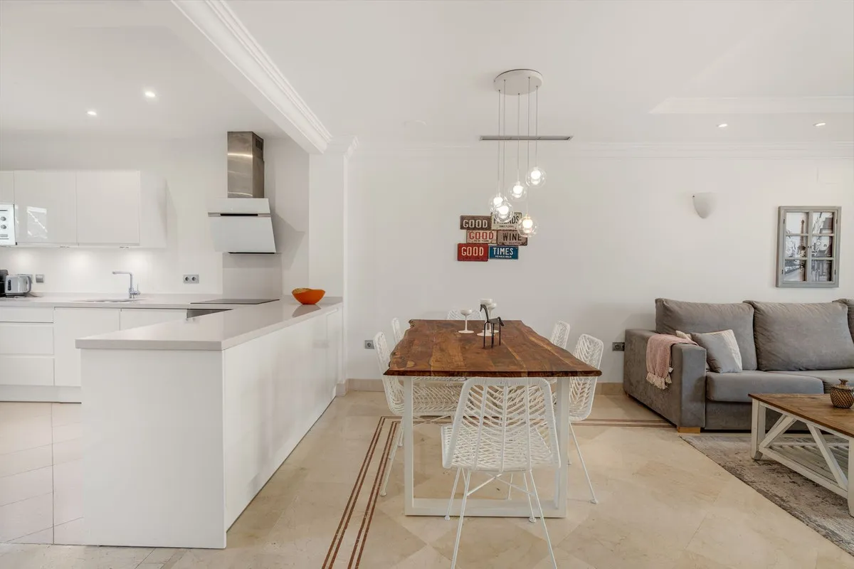 f46158b0-185a-4211-80bc-efc6505e1da2