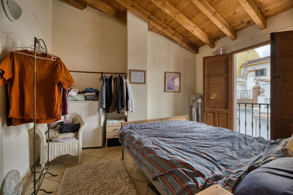 94d97c2b-c361-42ab-9b54-bb443e3fd60c